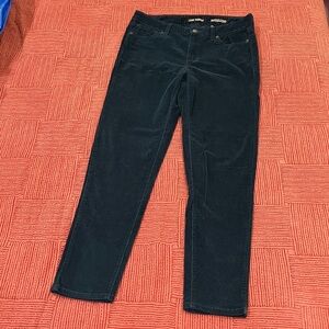 Women’s W32L31 corduroy Joe Fresh slim fit velour pants